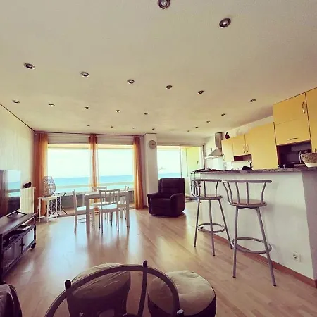 Appartement De 2 Chambres A Sari Solenzara A 200 M De La Plage Avec Vue Sur La Mer Et Wifi